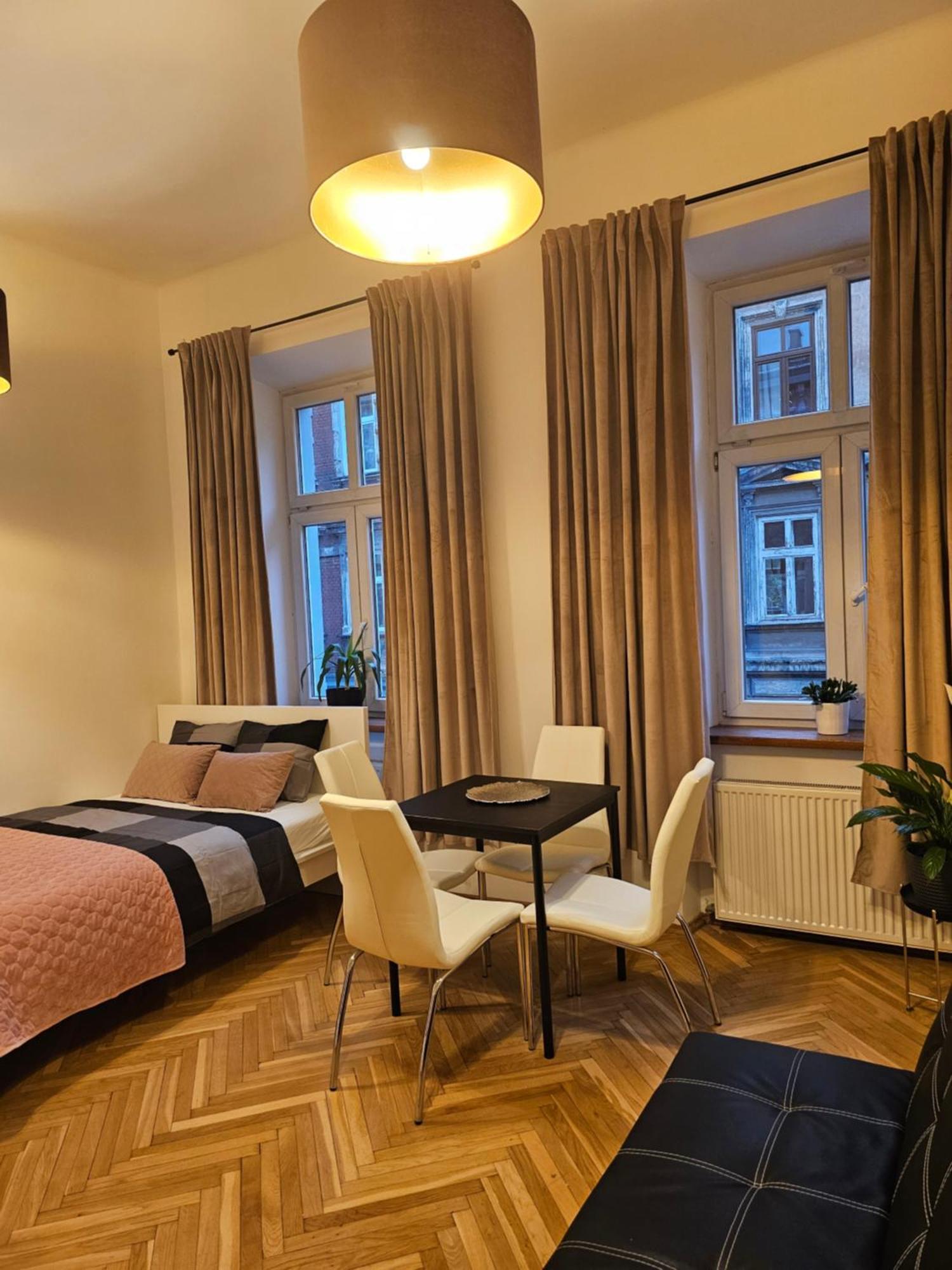Apartament Lenart *